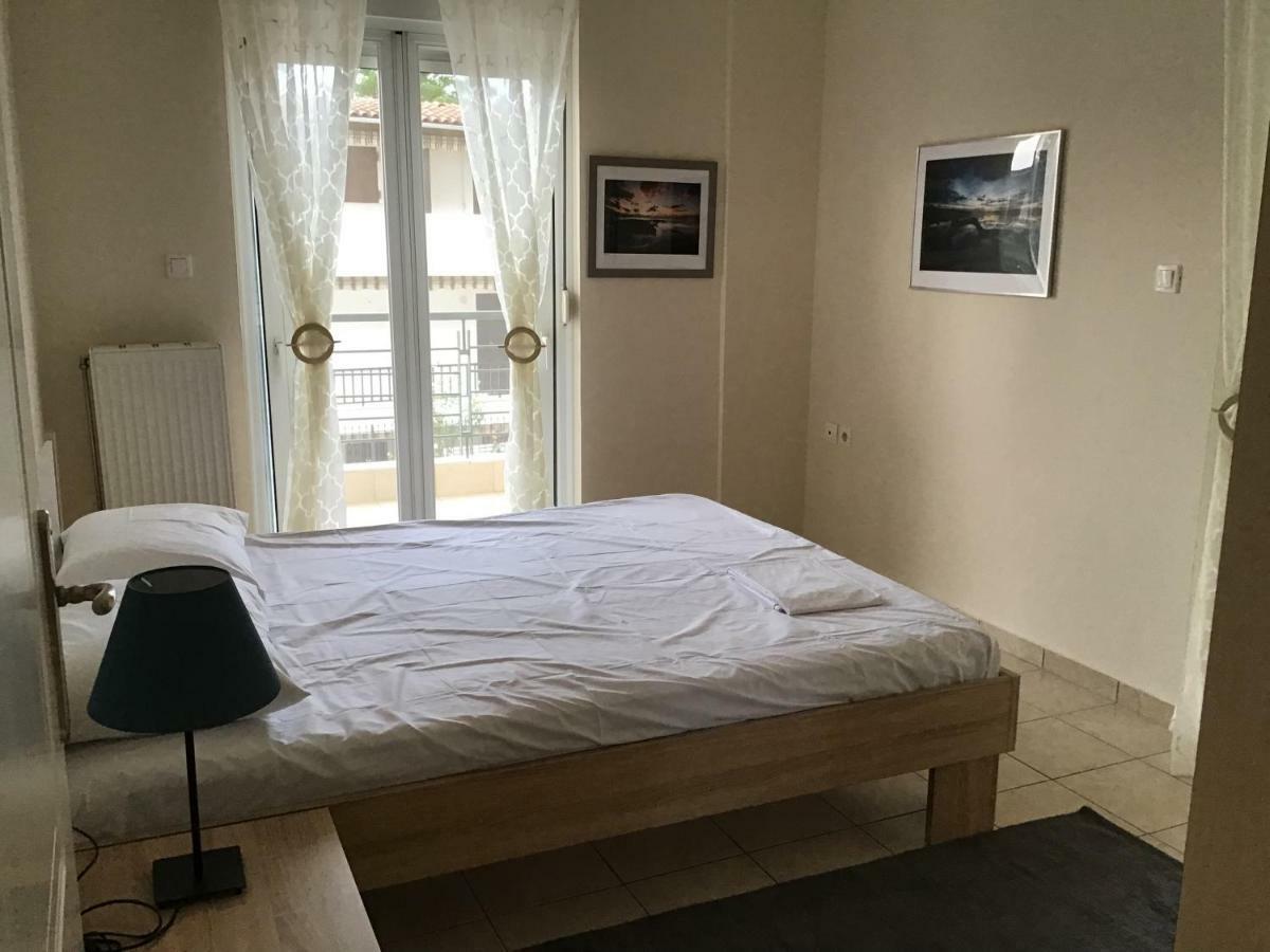 Ourania'S Apartments كامينا فورلا المظهر الخارجي الصورة