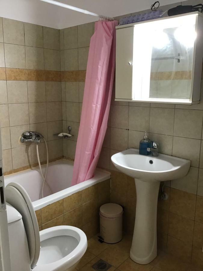 Ourania'S Apartments كامينا فورلا المظهر الخارجي الصورة